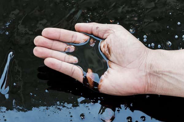 about–us-3 oil spill clean up services